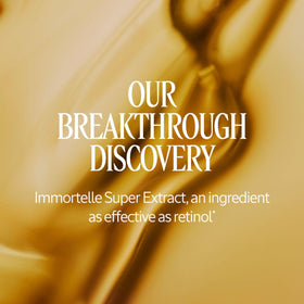 L'OCCITANE close-up of immortelle flower highlighting key ingredient
