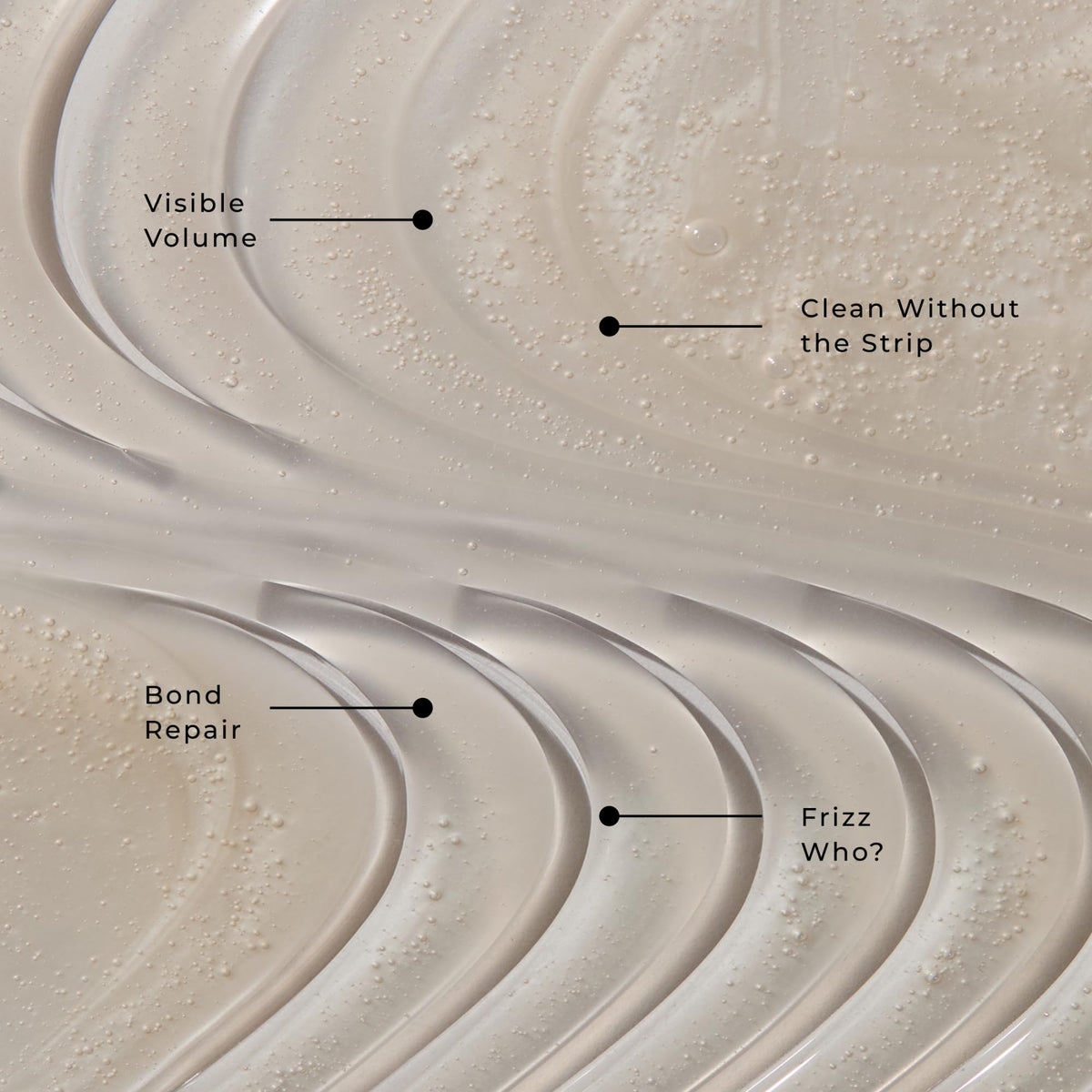 LolaVie label close-up highlighting product name and key benefits