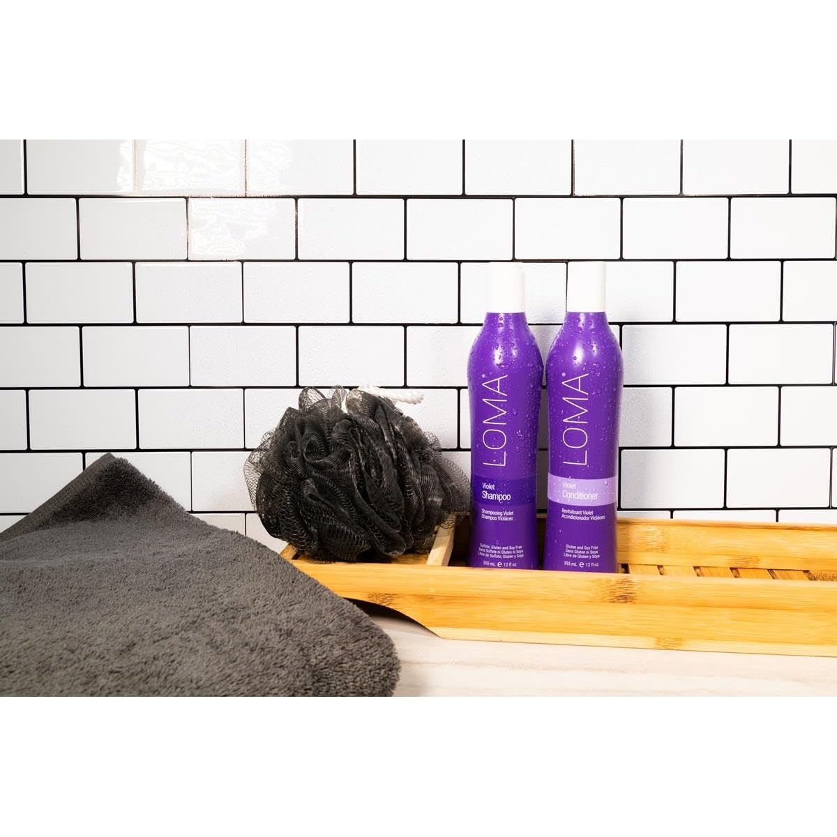 Loma texture foam on palm demonstrating gentle lather and conditioning benefit