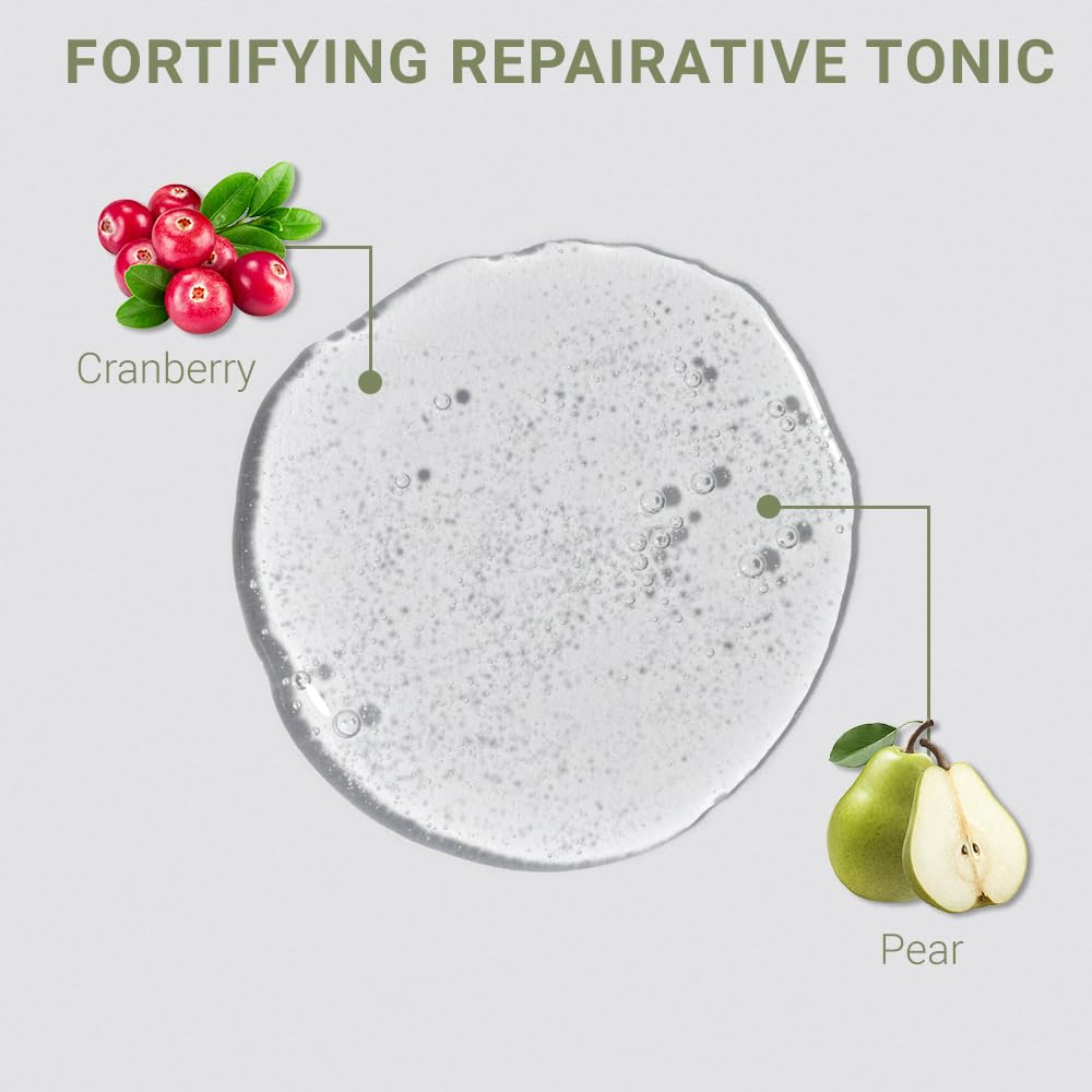Loma spray nozzle close-up demonstrating fine mist and lightweight texture