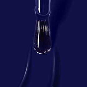 LONDONTOWN pro-contour brush close-up demonstrating precise application benefit