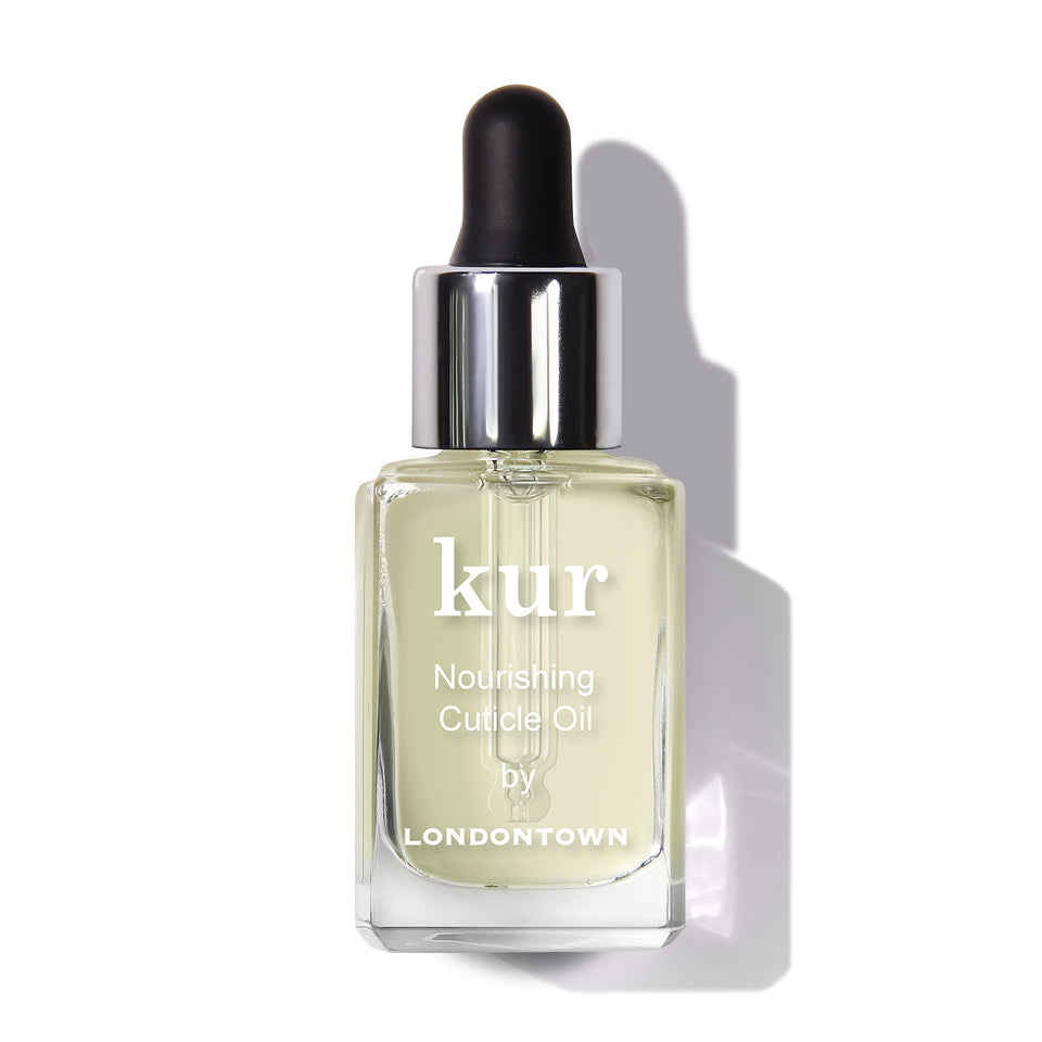 LONDONTOWN front bottle shot showing compact travel-ready packaging and brand clarity