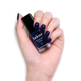 LONDONTOWN lacquer gloss texture reflecting light to show high-shine finish