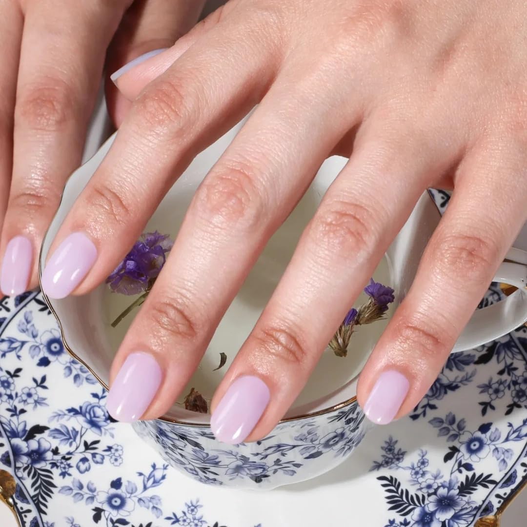 LONDONTOWN lifestyle manicure on styled hand benefit: salon-quality look at home