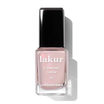 LONDONTOWN Lakur front bottle showing Dream Scene pink-purple shade and glossy finish