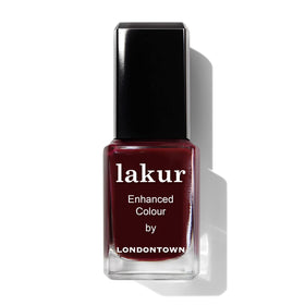 LONDONTOWN application on hand in lifestyle setting illustrating salon-quality results