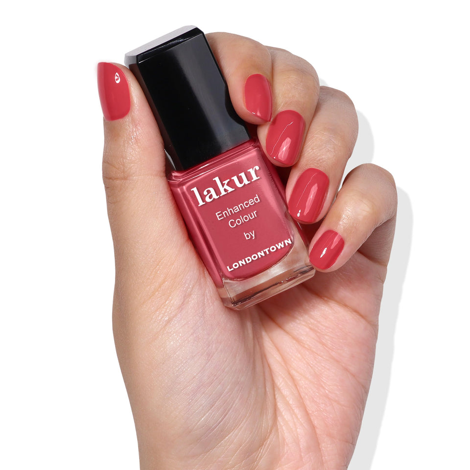LONDONTOWN front bottle showing pink and purple shades and glossy finish benefit