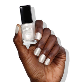 LONDONTOWN lakur front packaging shows white gray black and benefits long-lasting color