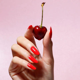 LONDONTOWN painted nail in use illustrating chip resistance and hydrated look