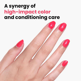 LONDONTOWN Lakur paint texture close-up highlighting smooth self-leveling formula and shine