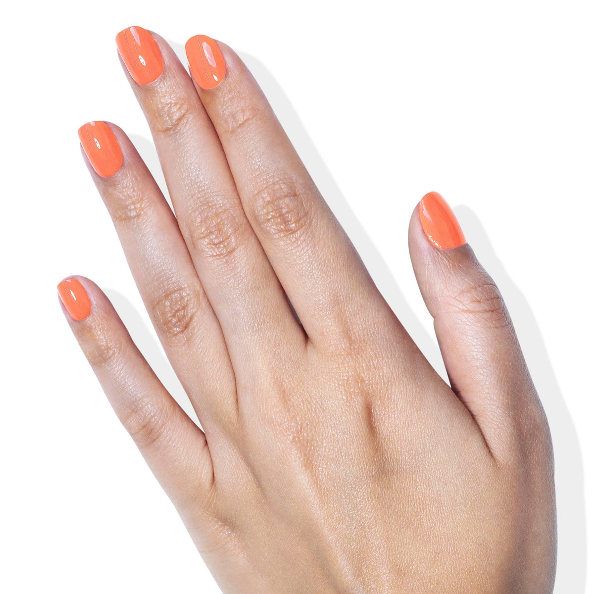 LONDONTOWN Lakur Paloma paint stroke swatch on nail tip highlighting pigment payoff and quick-dry benefit