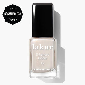 LONDONTOWN Lakur Princess Awaits swatch on wrist showing true tone and even coverage