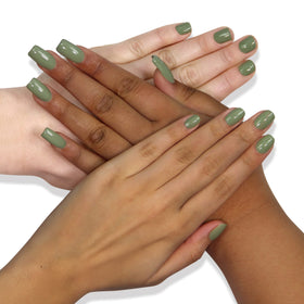 LONDONTOWN manicured hands in lifestyle setting showing Sedona green durability and salon-like shine
