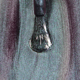 LONDONTOWN pro-contour brush close-up for precise even application benefit
