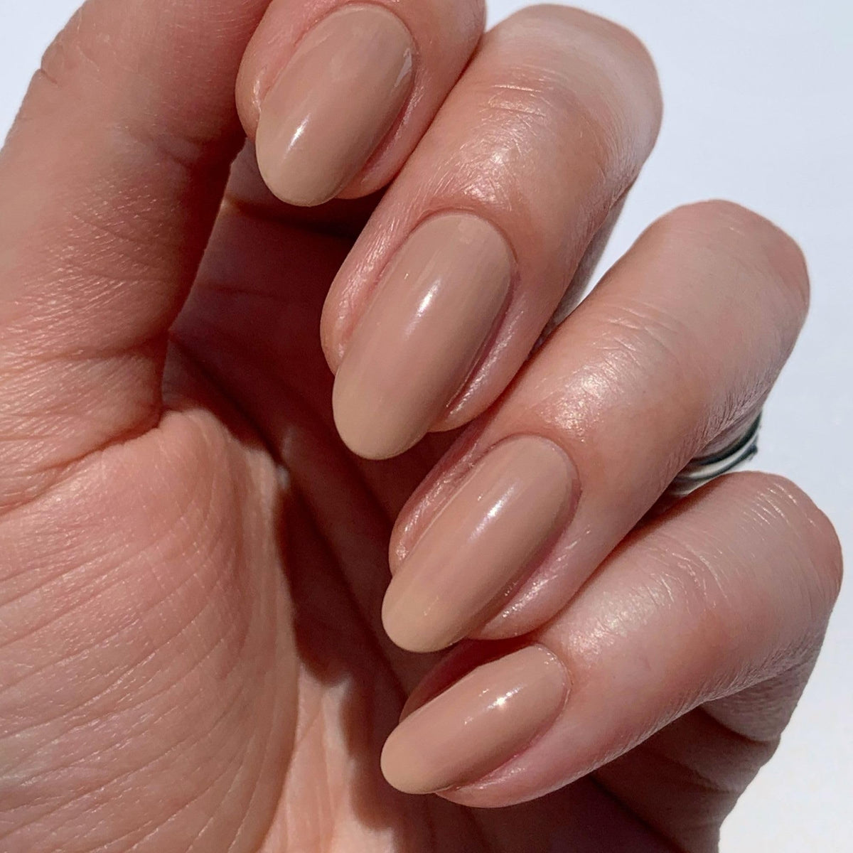 LONDONTOWN after removal showing clean, refreshed nails benefit: rejuvenated appearance