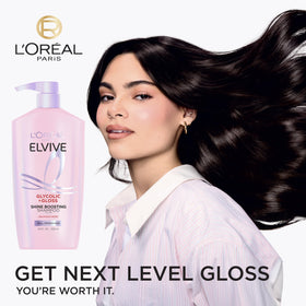 L'Oreal Paris shampoo and conditioner bottles side by side indicating coordinated routine