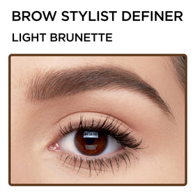 L'Oreal Paris close view of hair-like strokes showing natural fill