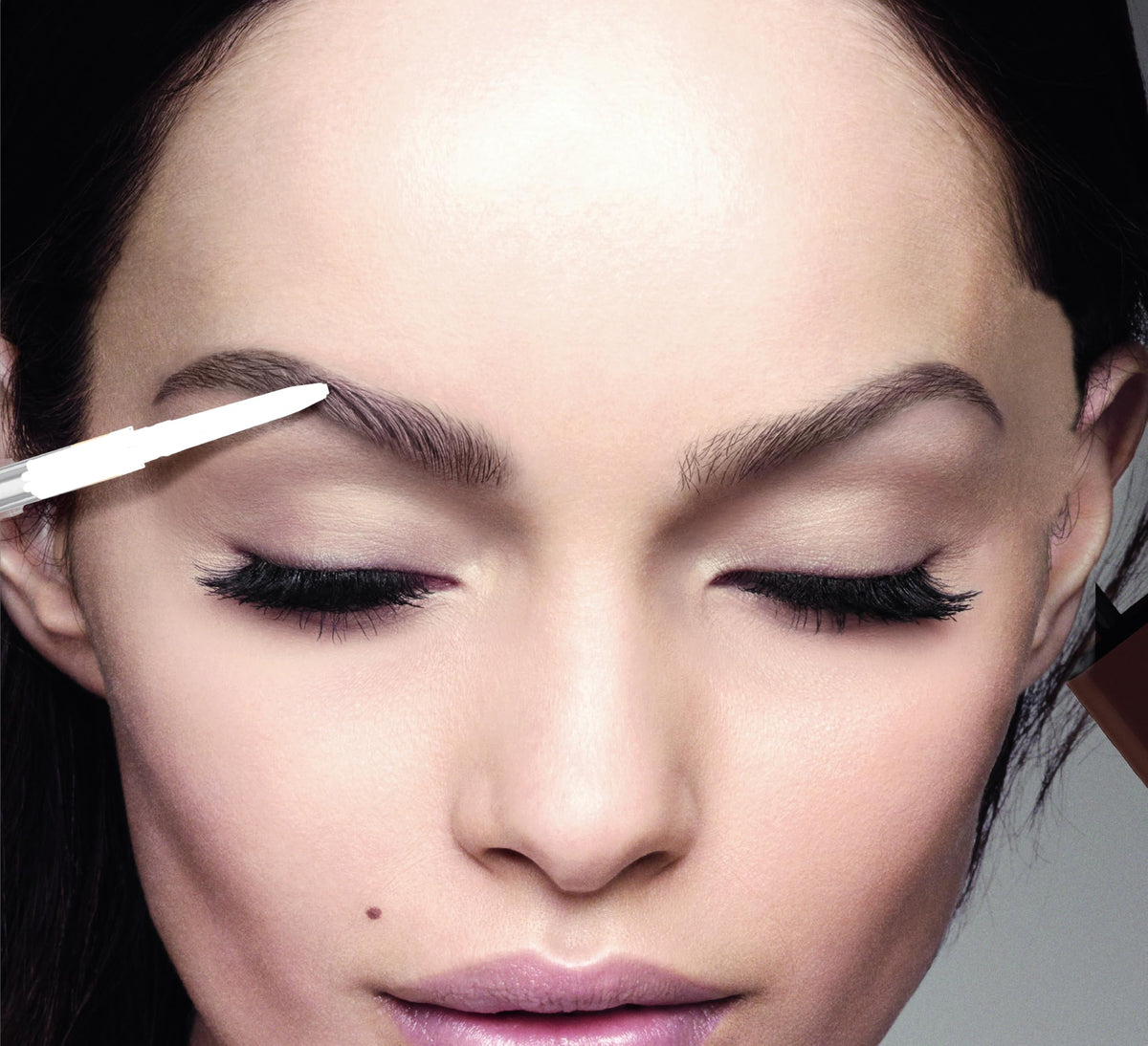 L'Oreal Paris pencil on vanity showing everyday grooming convenience