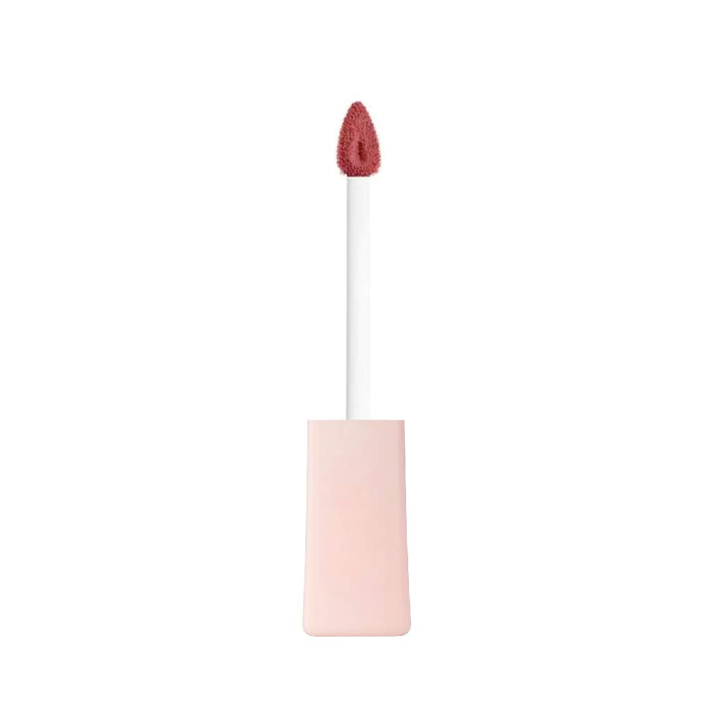 L'Oreal Paris applicator closeup for precise shaping and easy application