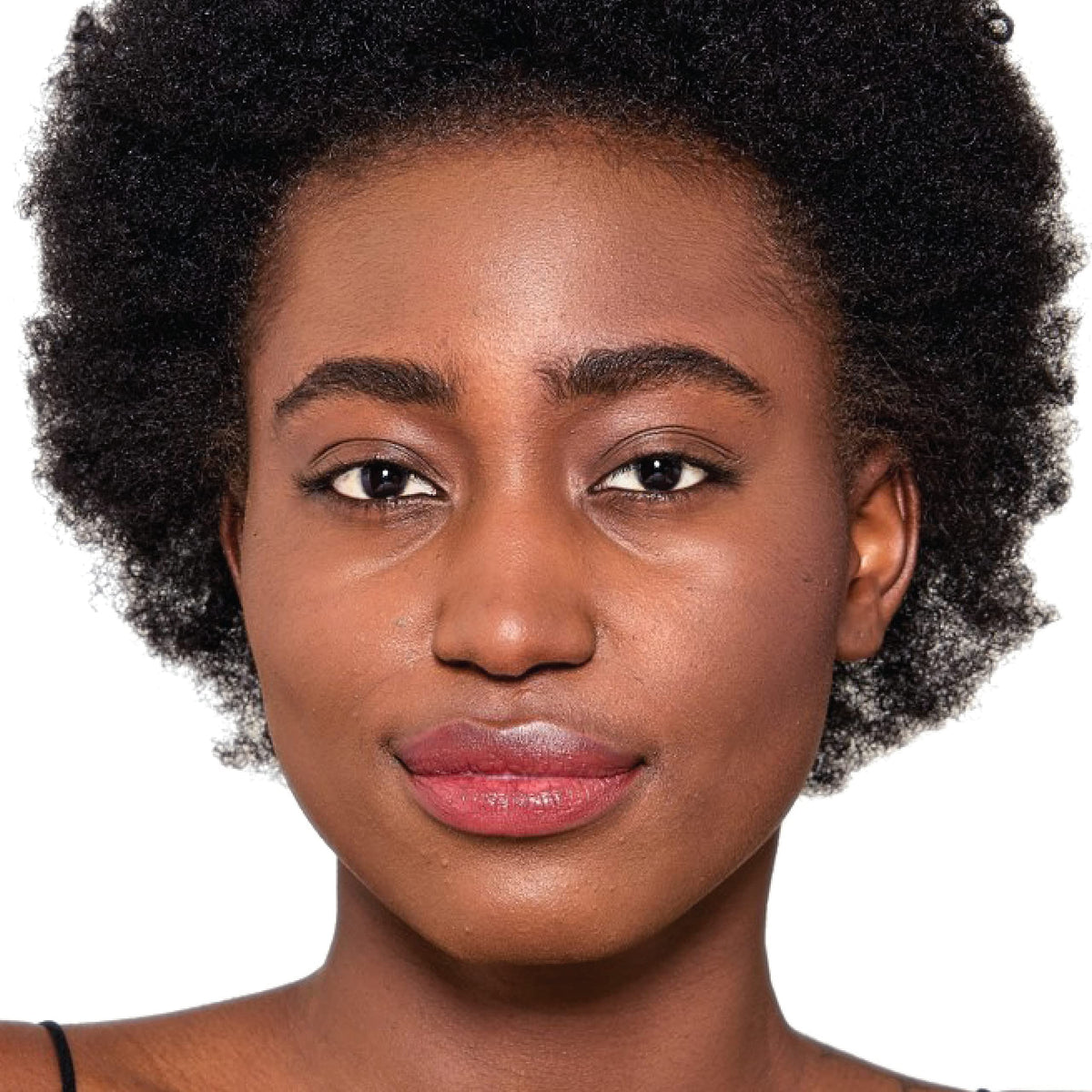 L'Oreal Paris swatch application showing matte coverage and blendability