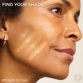 L'Oreal Paris balm texture close-up showing creamy hyaluron-rich finish for hydration