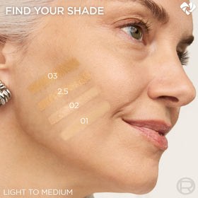 L'Oreal Paris teardrop applicator close-up for precise, hygienic application