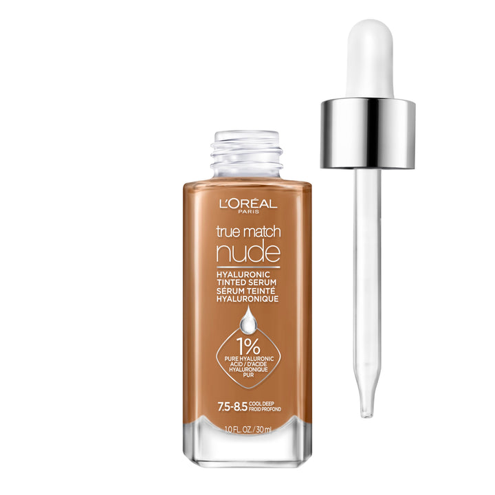 L'Oreal Paris front packaging showing compact hydrating foundation benefits