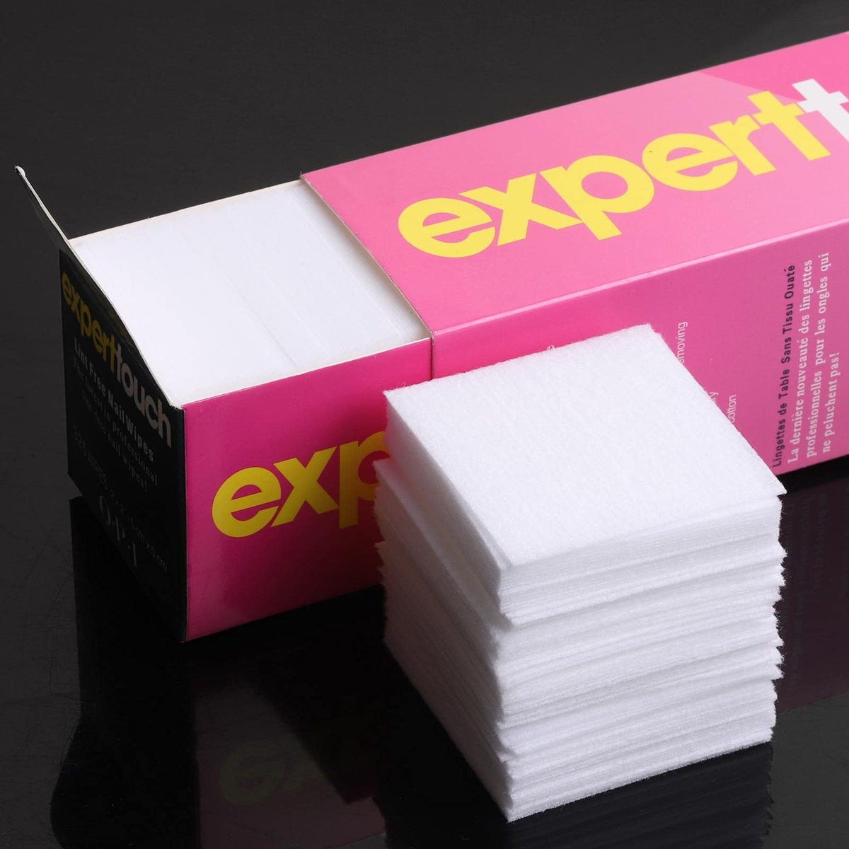LoveBB pad close-up texture highlighting lint-free surface and clean removal