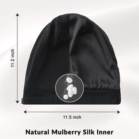 LOVUITEN model sleeping with bonnet to demonstrate protective coverage and reduced frizz