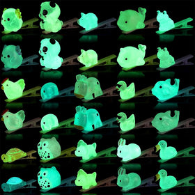 Luinabio front packaging showing 30 animal clips and colorful assortment benefit
