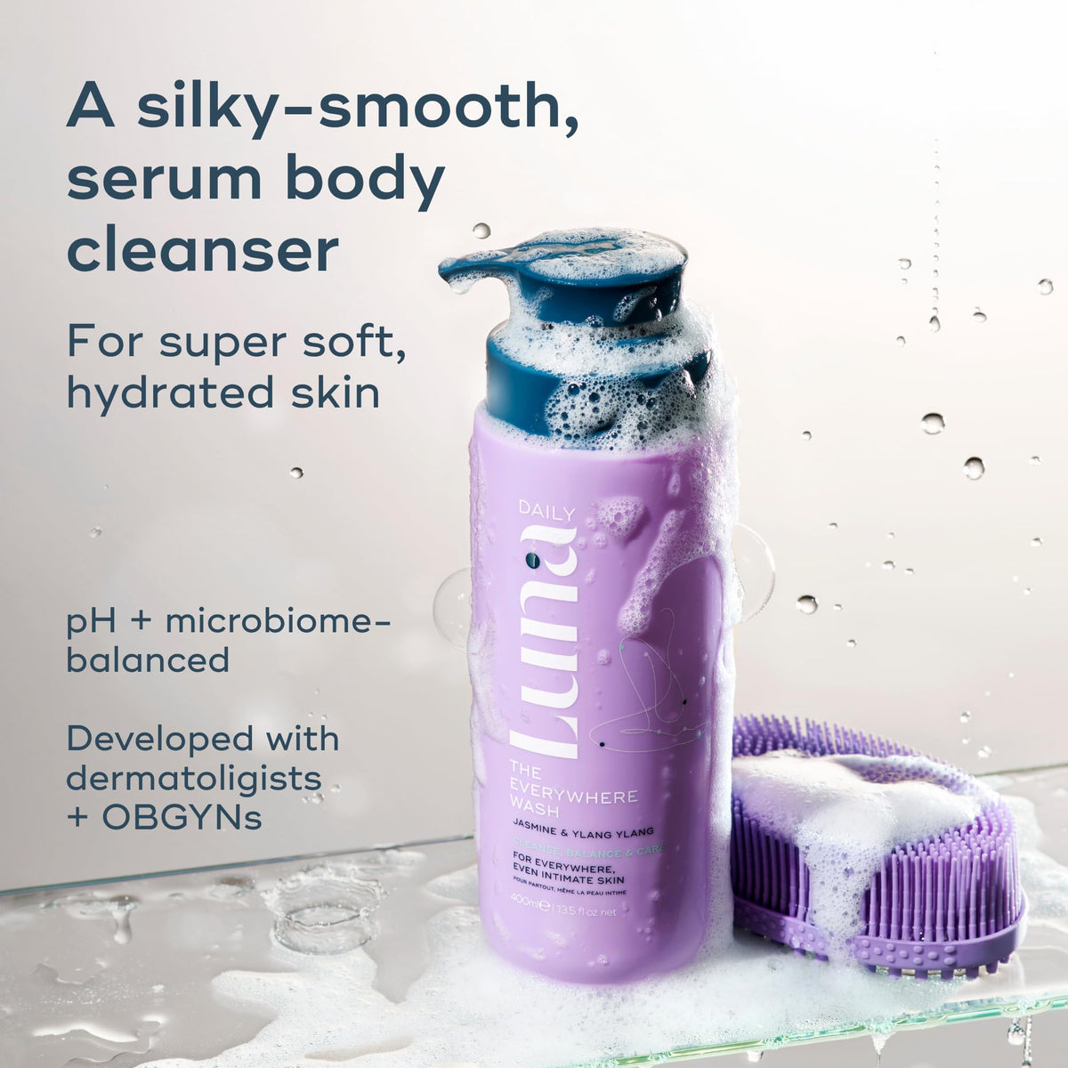 Luna Daily pump dispensing wash for easy single-handed use