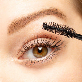 Lune+Aster Eclipse before and after lashes showing visible volume improvement