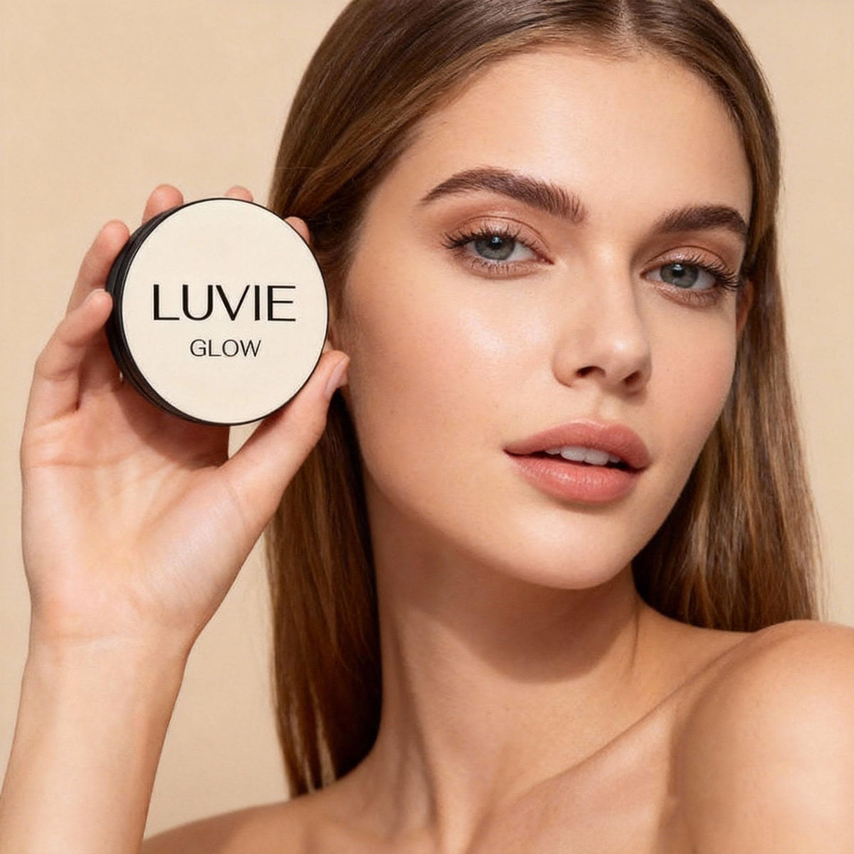 Luvie Glow open cushion with mushroom-head sponge for even application benefit