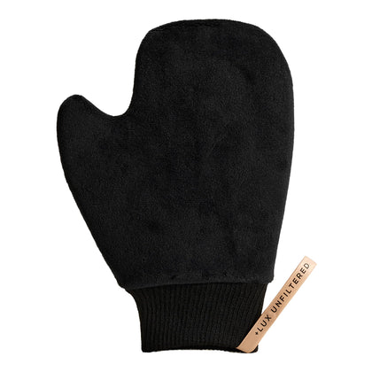 Lux Unfiltered mitt front view showing clean applicator and even coverage benefit