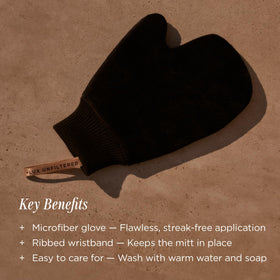 Lux Unfiltered mitt microfiber texture closeup for smooth blend benefit