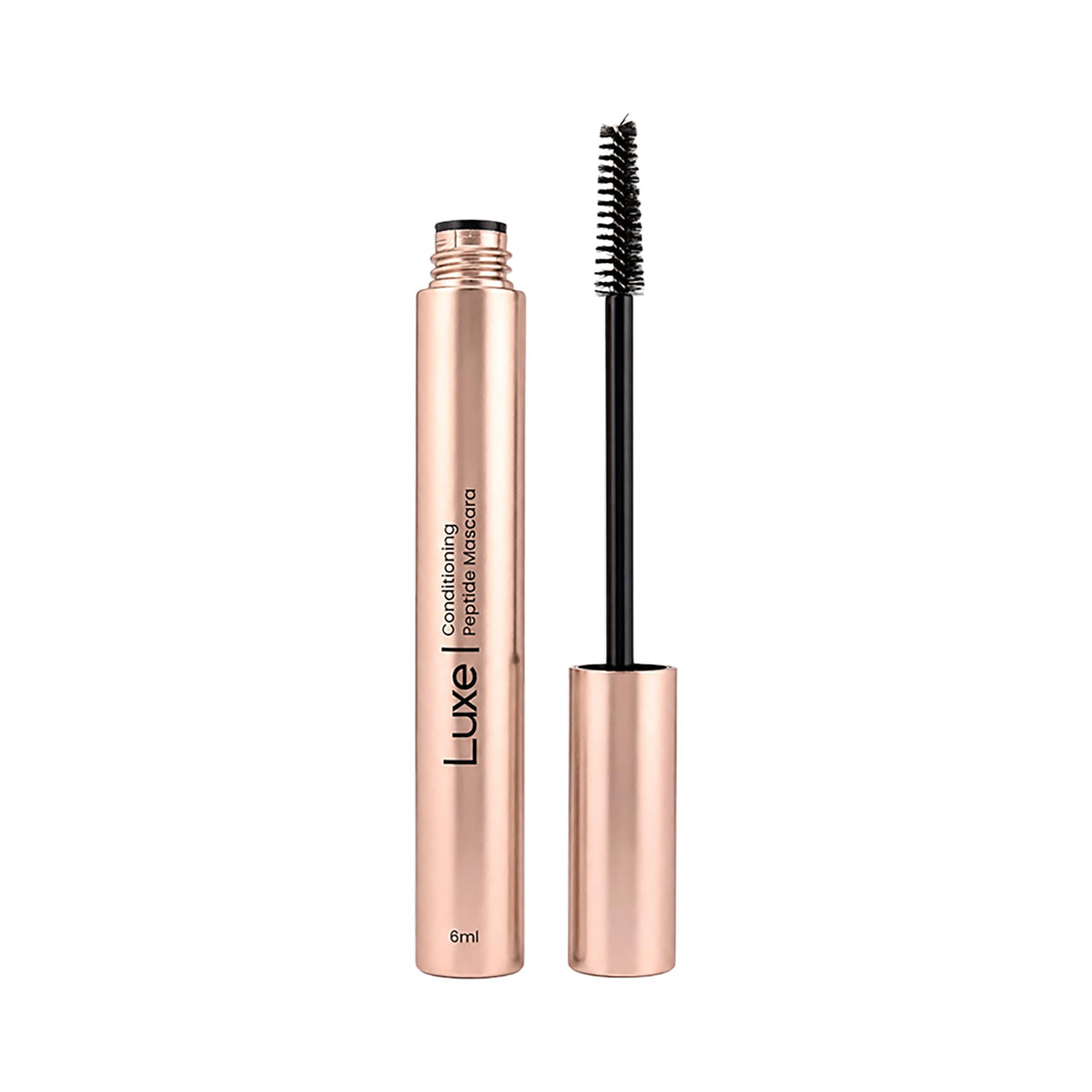 LUXÉ brush detail close-up separating lashes for clump-free definition benefit
