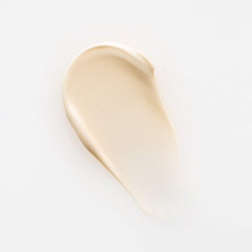 m-61 application on arm demonstrating streak-free blend benefit