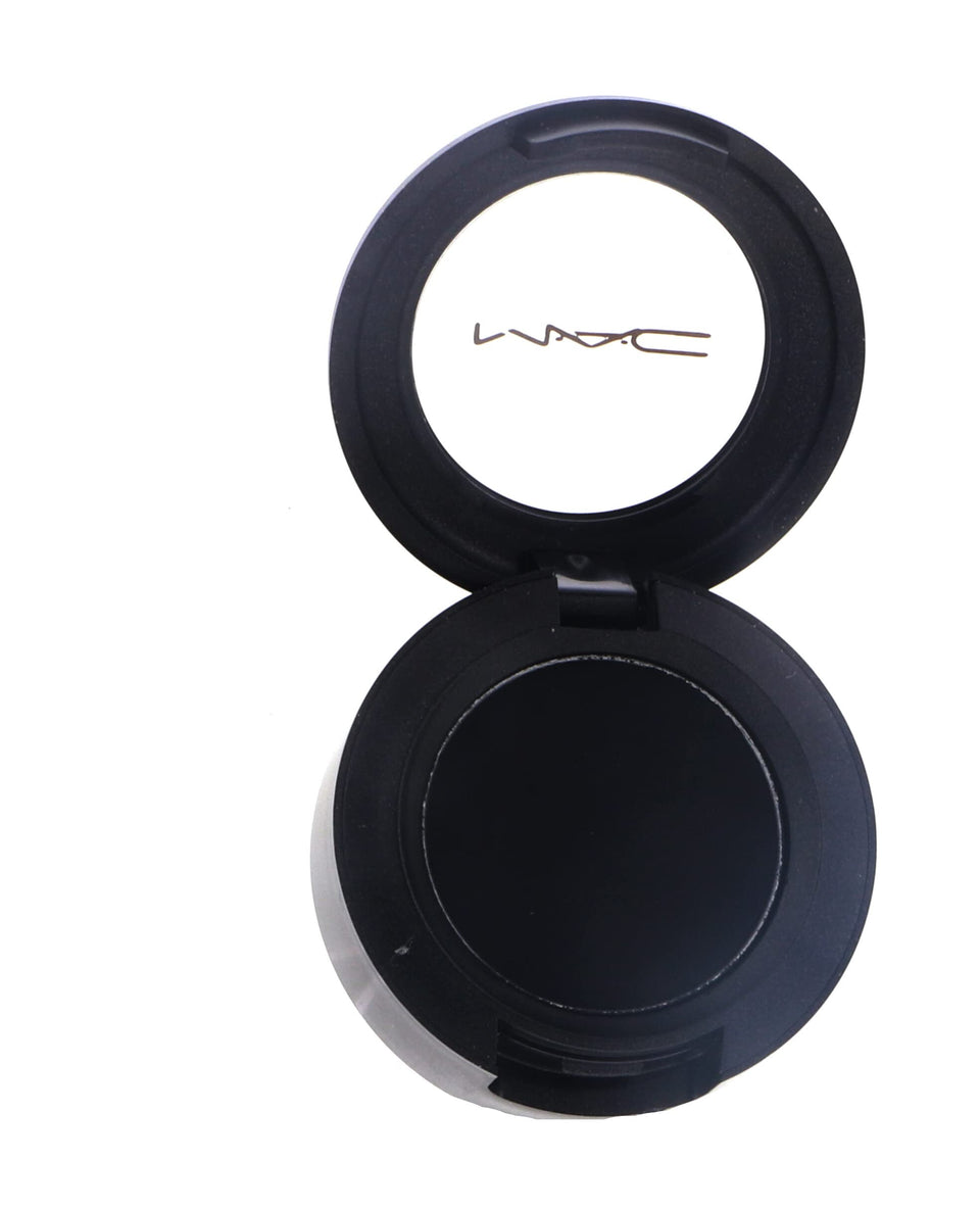MAC carbon front pan showing compact matte black shade for intense pigment