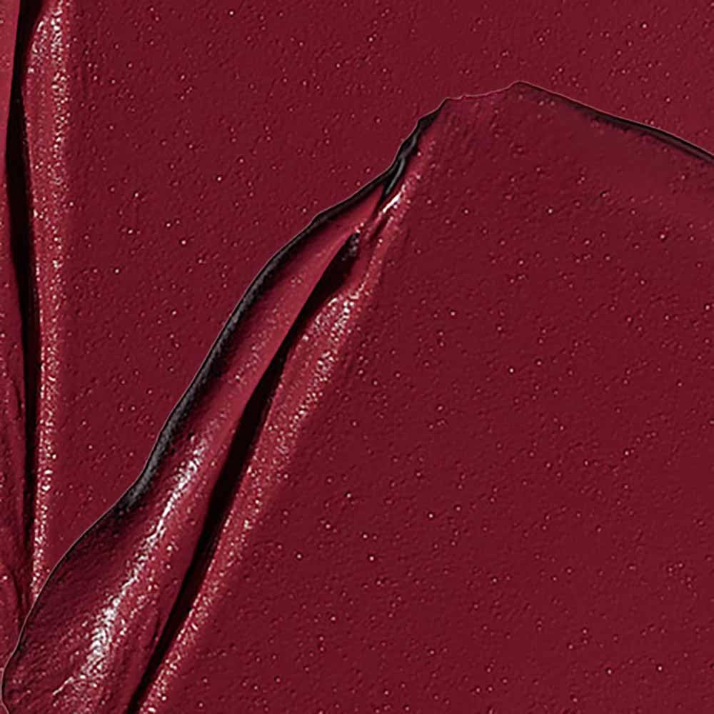 MAC D For Danger lipstick bullet close-up highlighting smooth tip