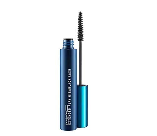 MAC Extended Play Lash brush close-up showing fine bristles for precise lash separation