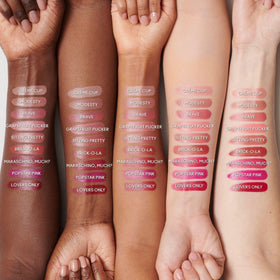 MAC M·A·Cximal applied on model in lifestyle setting illustrating polished everyday look