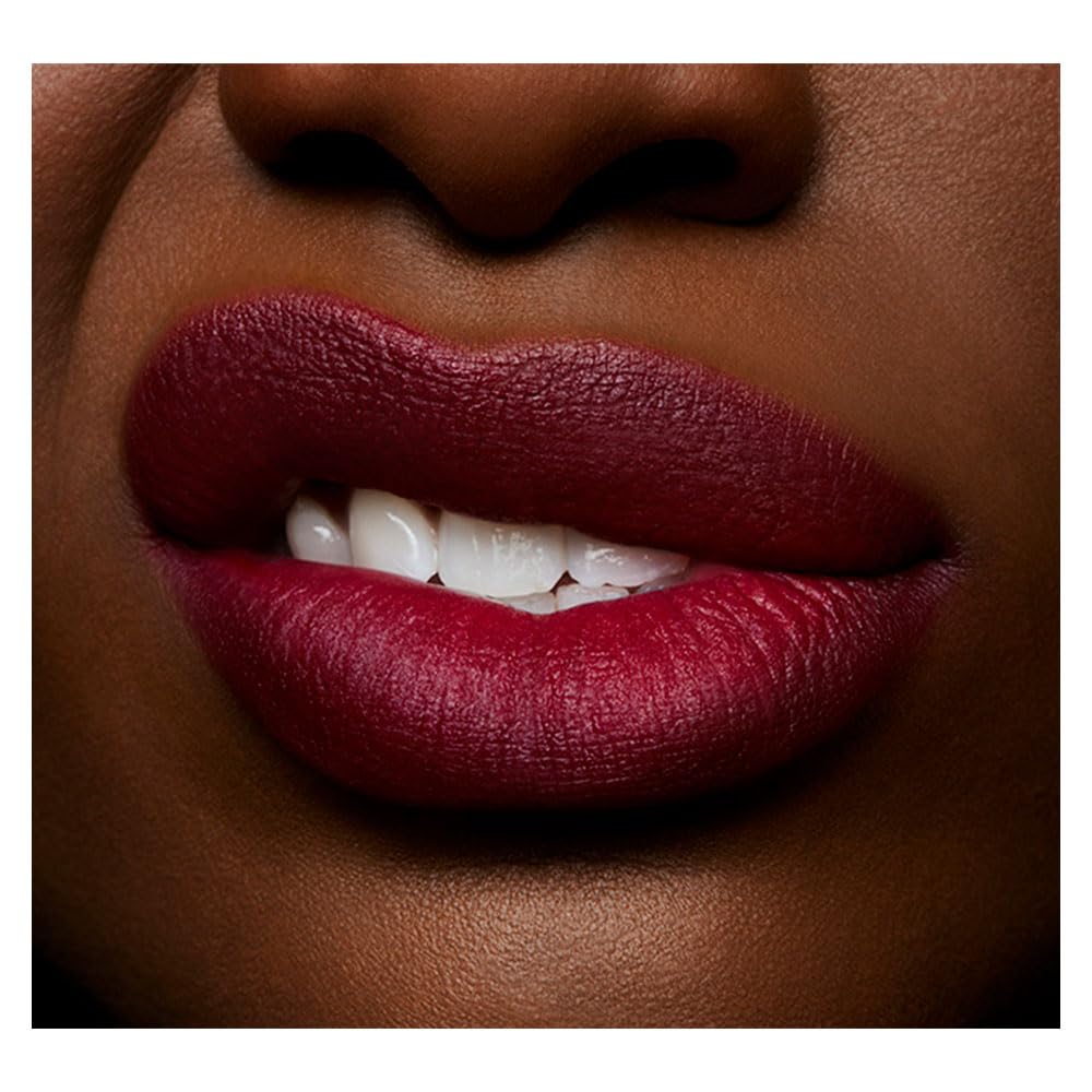 MAC blended finger application demonstrating buildable color and natural blurred edges