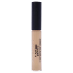 MAC Studio Fix applicator detail for precise, clean application