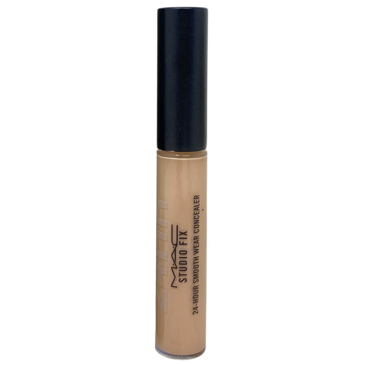 MAC Studio Fix concealer wand detail displaying doe-foot applicator for precise, controlled application