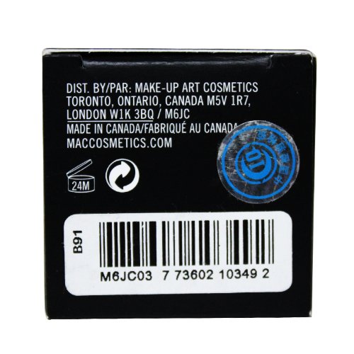 Person applying MAC Studio Fix Fluid NC25 at vanity showing everyday wearable finish