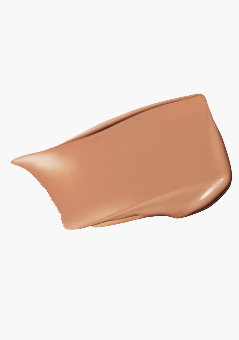 MAC texture on pump dispensing, shows fluid consistency and easy application
