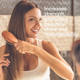 Macadamia Natural Oil spray nozzle spraying fine mist demonstrating even coverage