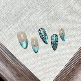 MAGLFELL adhesive tabs, file, and buffer arranged to show included accessories