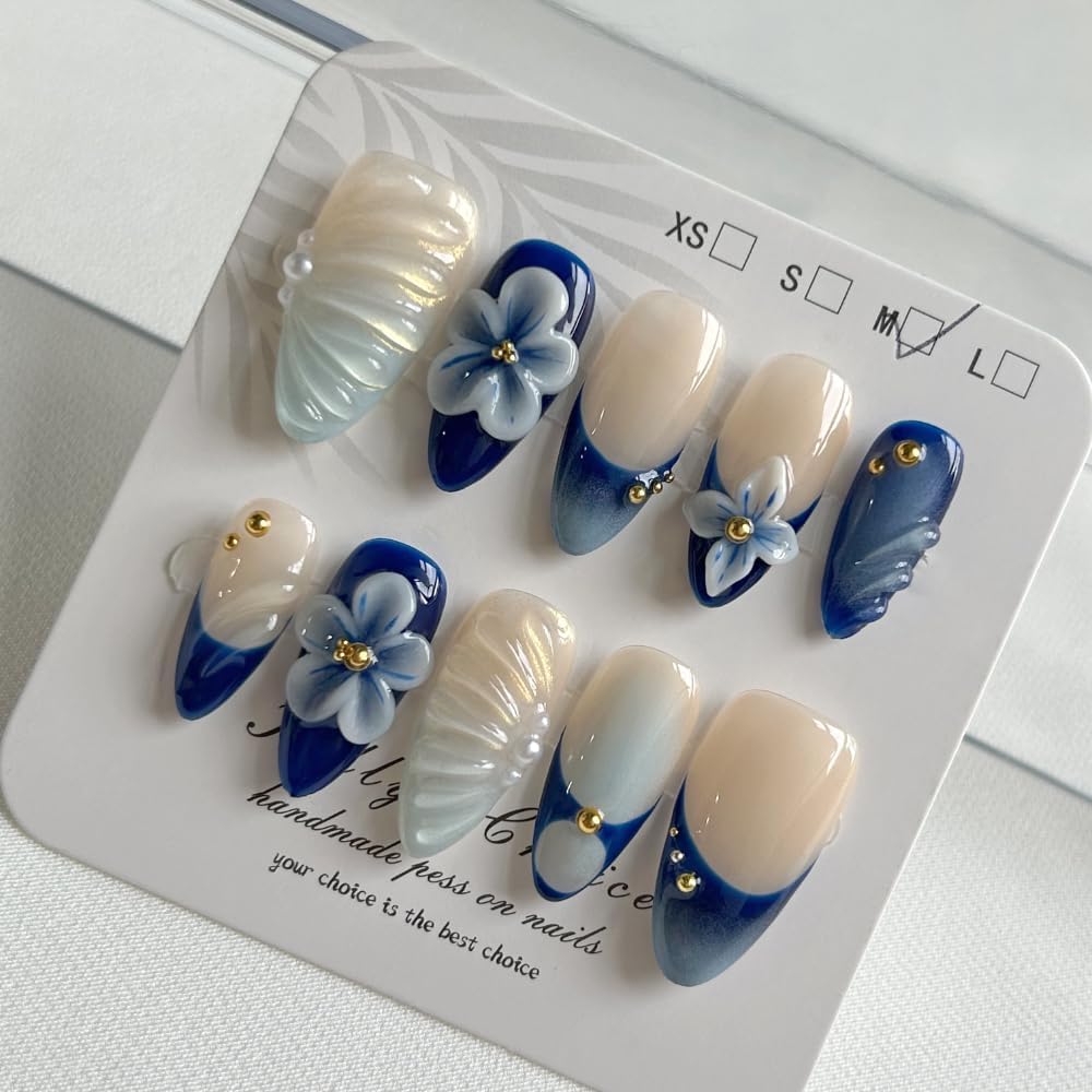 MAGLFELL close-up of 3D gel texture highlighting handcrafted depth and shine