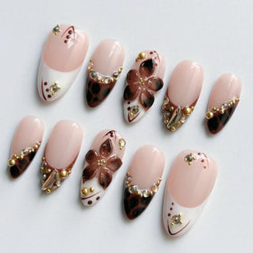 MAGLFELL front view of brown almond press-on nails showing complete set and packaging benefit
